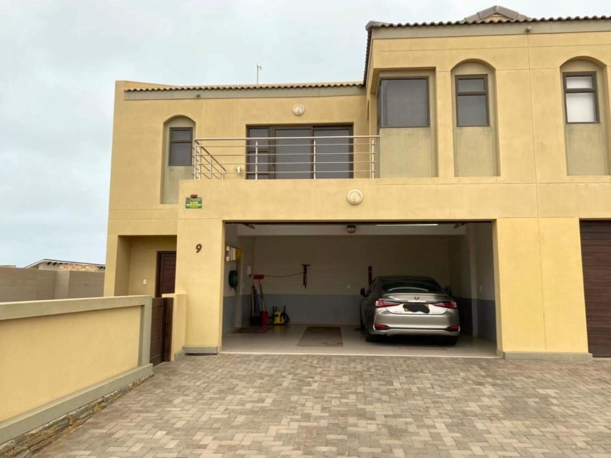 Dolphin Beach Self Catering Unit Walvis Bay Exterior foto