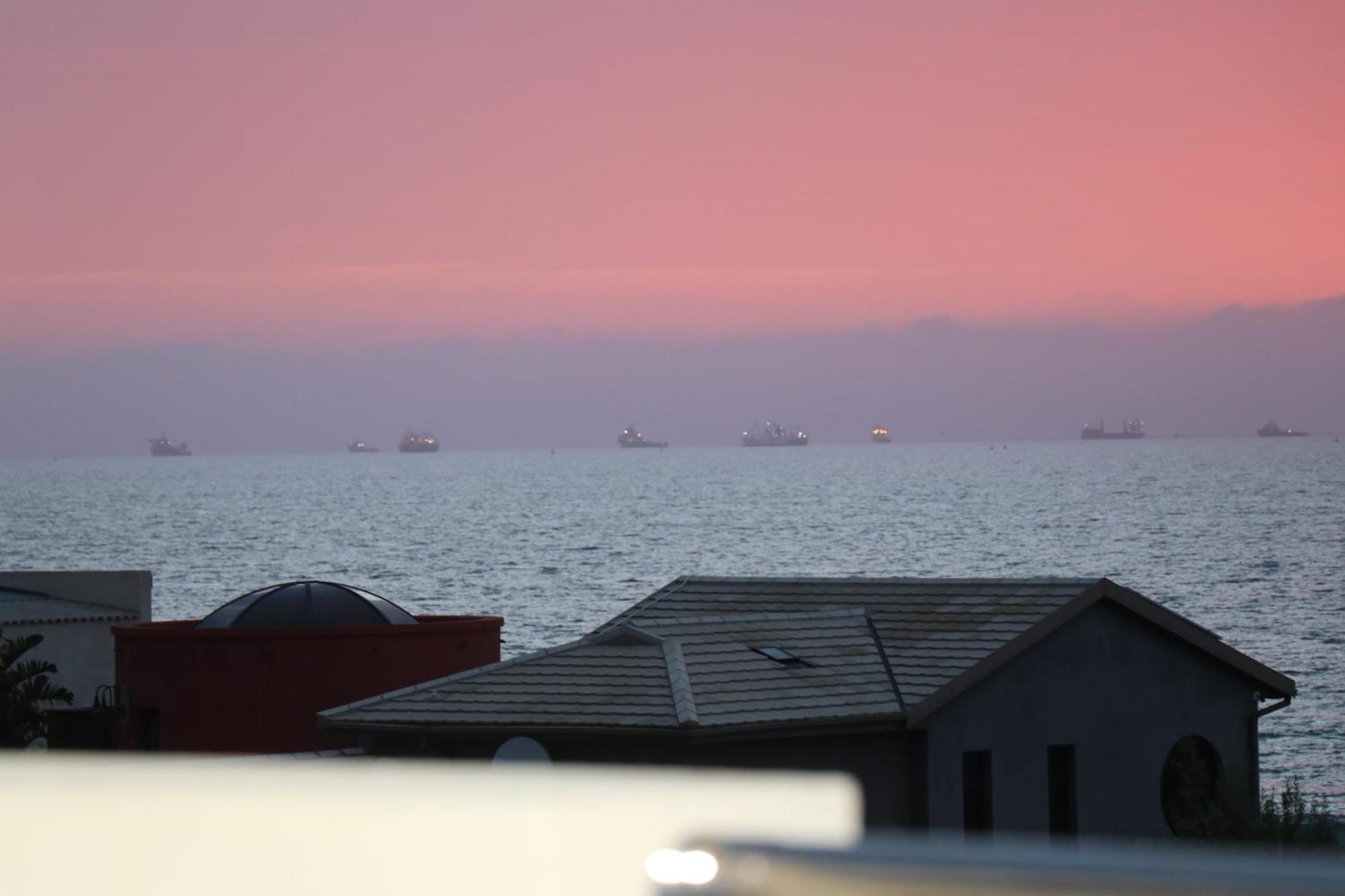 Dolphin Beach Self Catering Unit Walvis Bay Exterior foto